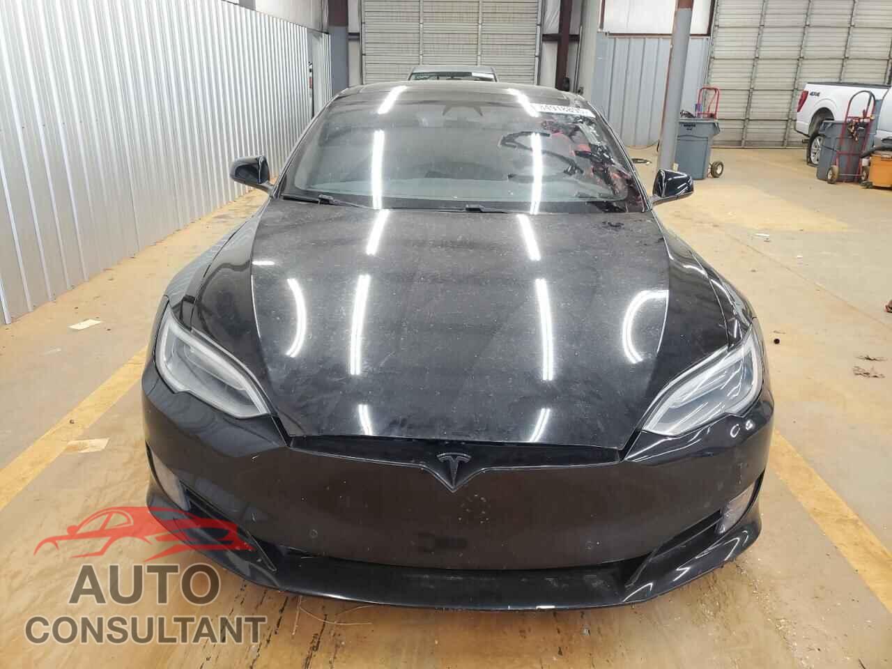 TESLA MODEL S 2017 - 5YJSA1E17HF197873
