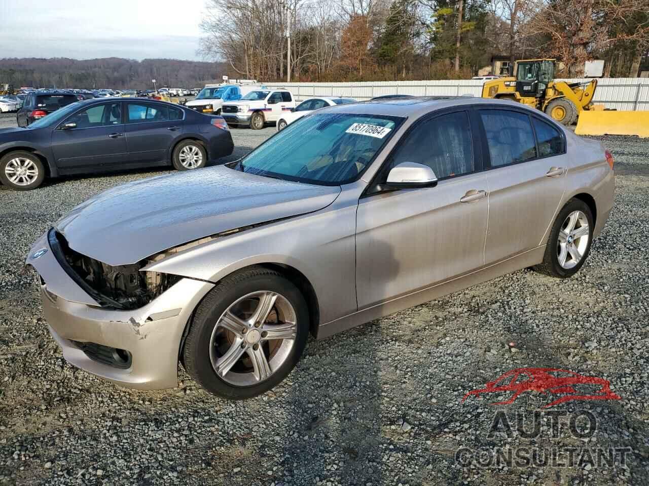 BMW 3 SERIES 2013 - WBA3A5C50DF604209