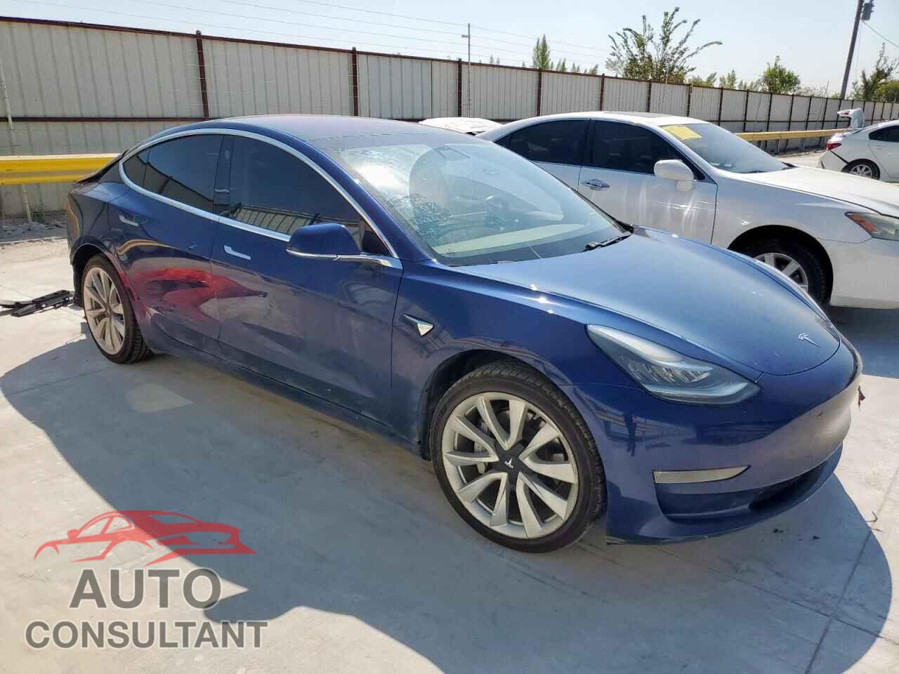TESLA MODEL 3 2018 - 5YJ3E1EA4JF118318