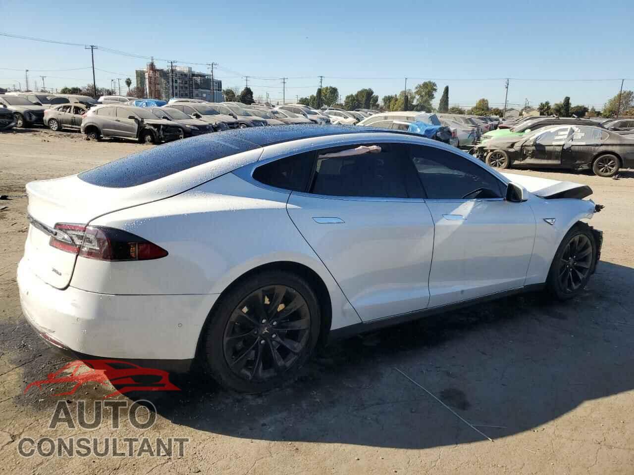TESLA MODEL S 2016 - 5YJSA1E27GF130648
