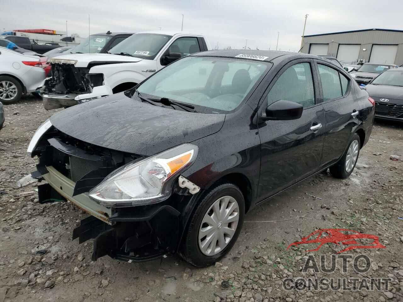 NISSAN VERSA 2017 - 3N1CN7AP7HL840944