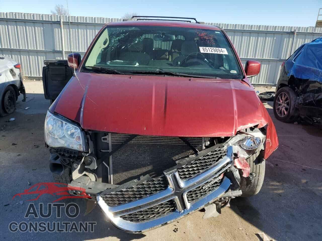 DODGE CARAVAN 2015 - 2C4RDGCG7FR640024