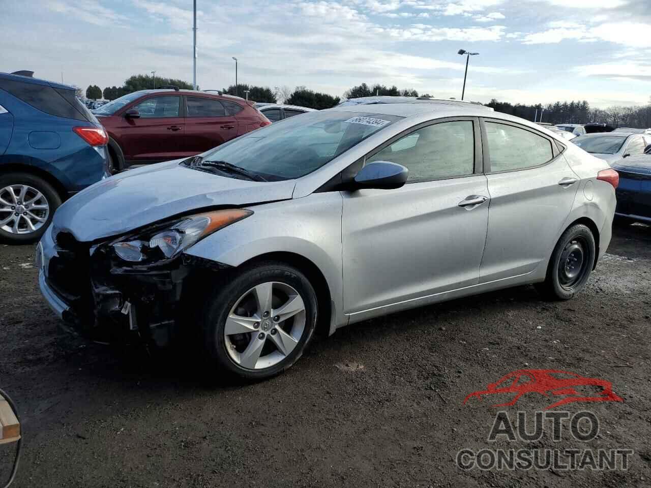 HYUNDAI ELANTRA 2013 - 5NPDH4AE8DH158736