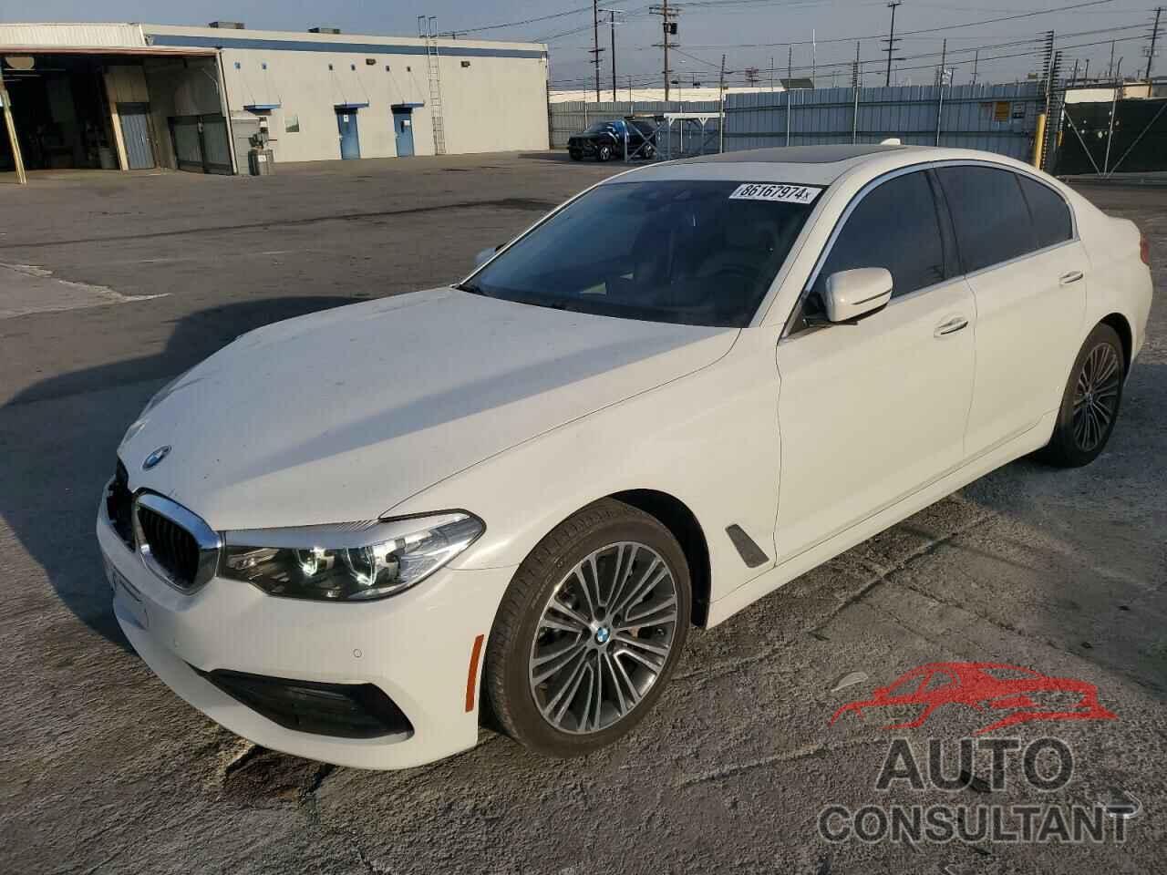 BMW 5 SERIES 2018 - WBAJA5C54JWA38044