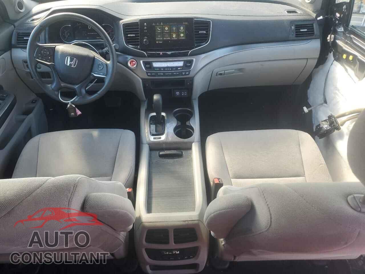 HONDA PILOT 2020 - 5FNYF6H33LB059634