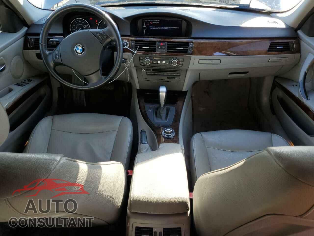 BMW 3 SERIES 2011 - WBAPH5G57BNM72897