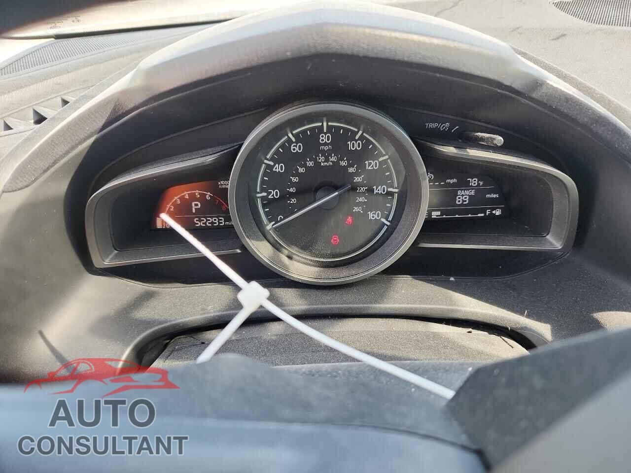 MAZDA 3 2017 - 3MZBN1K78HM102100