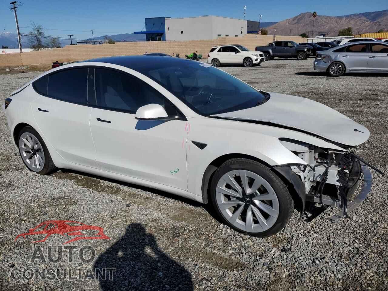 TESLA MODEL 3 2021 - 5YJ3E1EB4MF015669