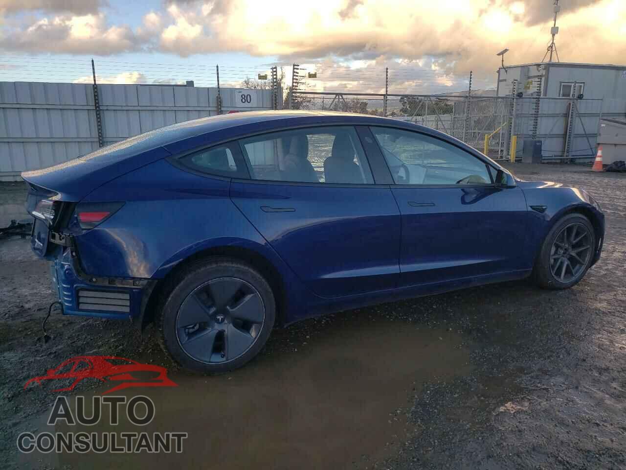 TESLA MODEL 3 2022 - 5YJ3E1EB0NF147376