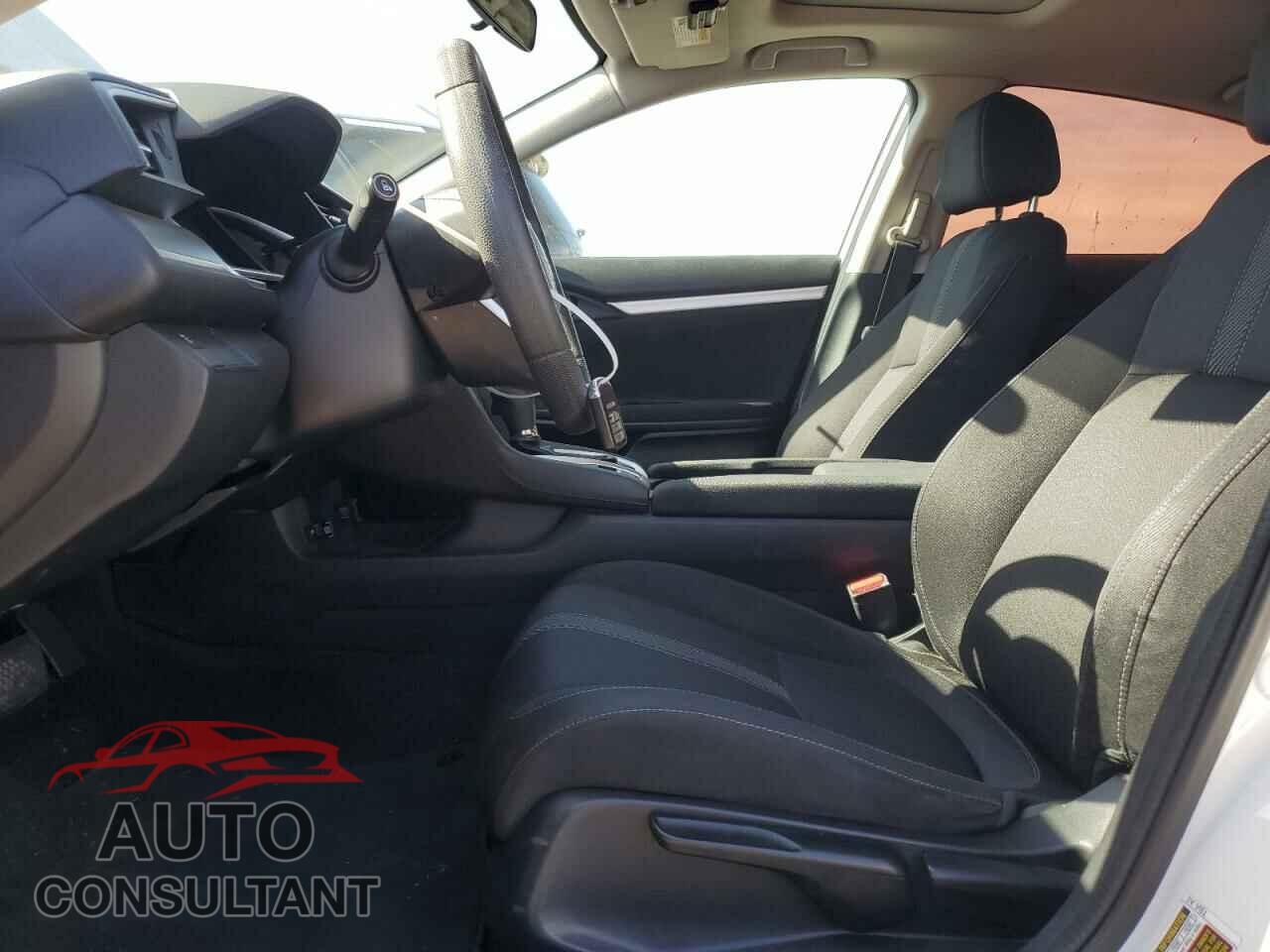HONDA CIVIC 2017 - 2HGFC2F76HH566173