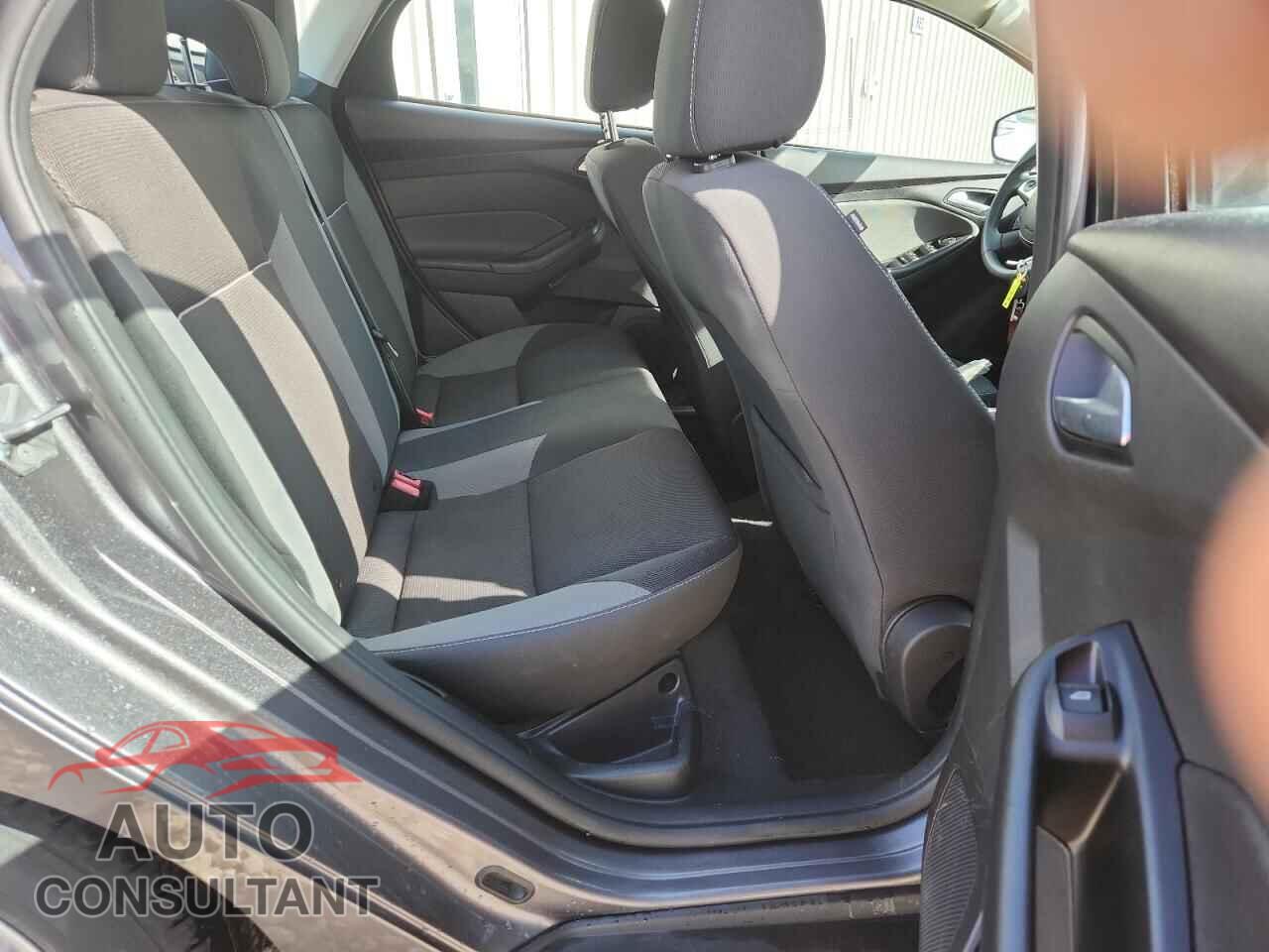 FORD FOCUS 2014 - 1FADP3F28EL346364