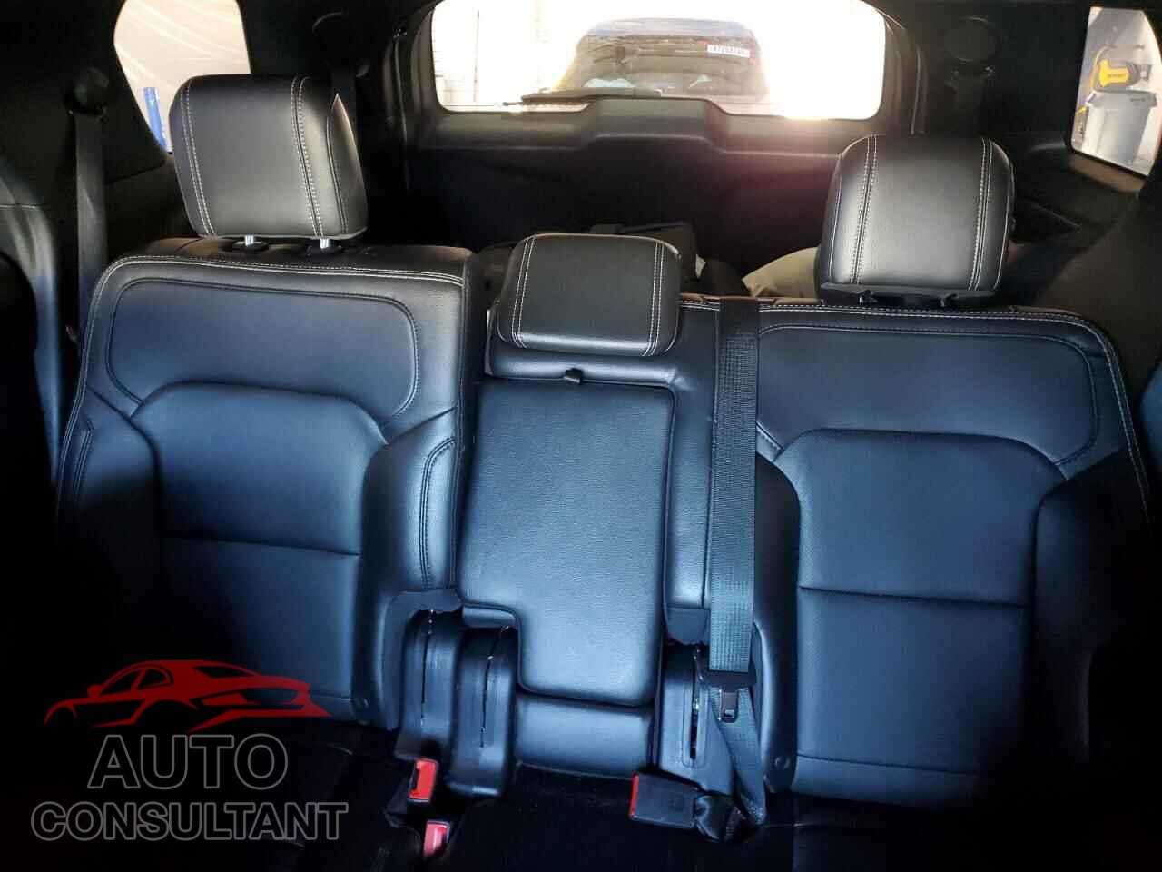 FORD EXPLORER 2018 - 1FM5K8F80JGB66518