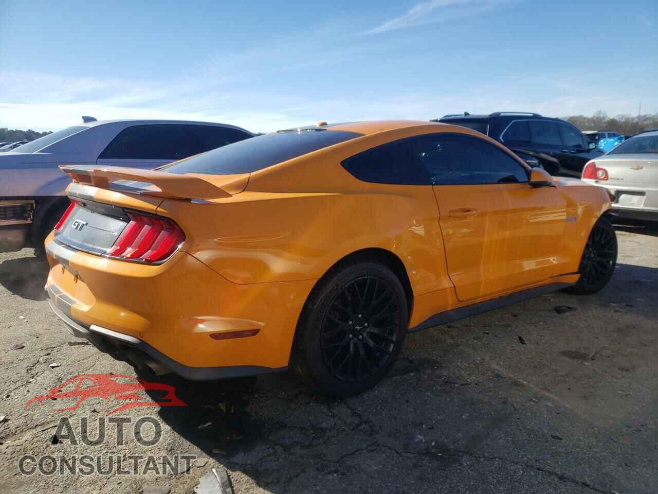 FORD MUSTANG 2018 - 1FA6P8CF8J5126377