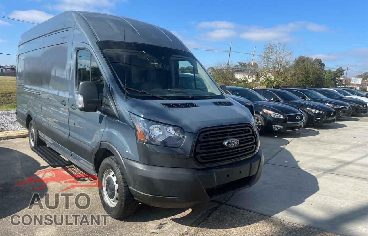 FORD TRANSIT 2019 - 1FTYR3XM2KKB78437