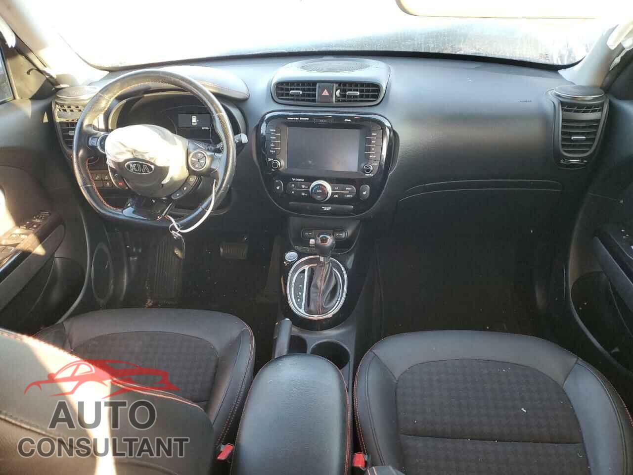 KIA SOUL 2018 - KNDJX3AA7J7577948