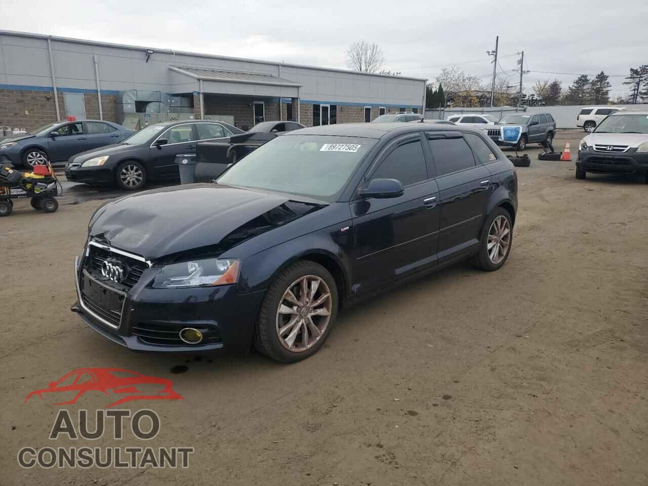 AUDI A3 2012 - WAUDFAFM1CA115668