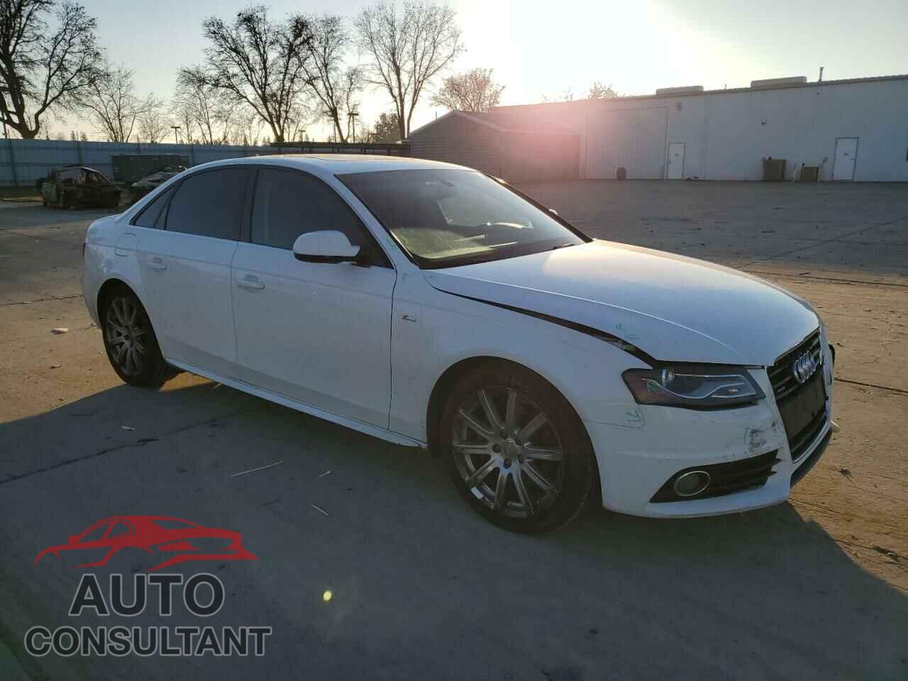 AUDI A4 2012 - WAUFFAFL0CN009947