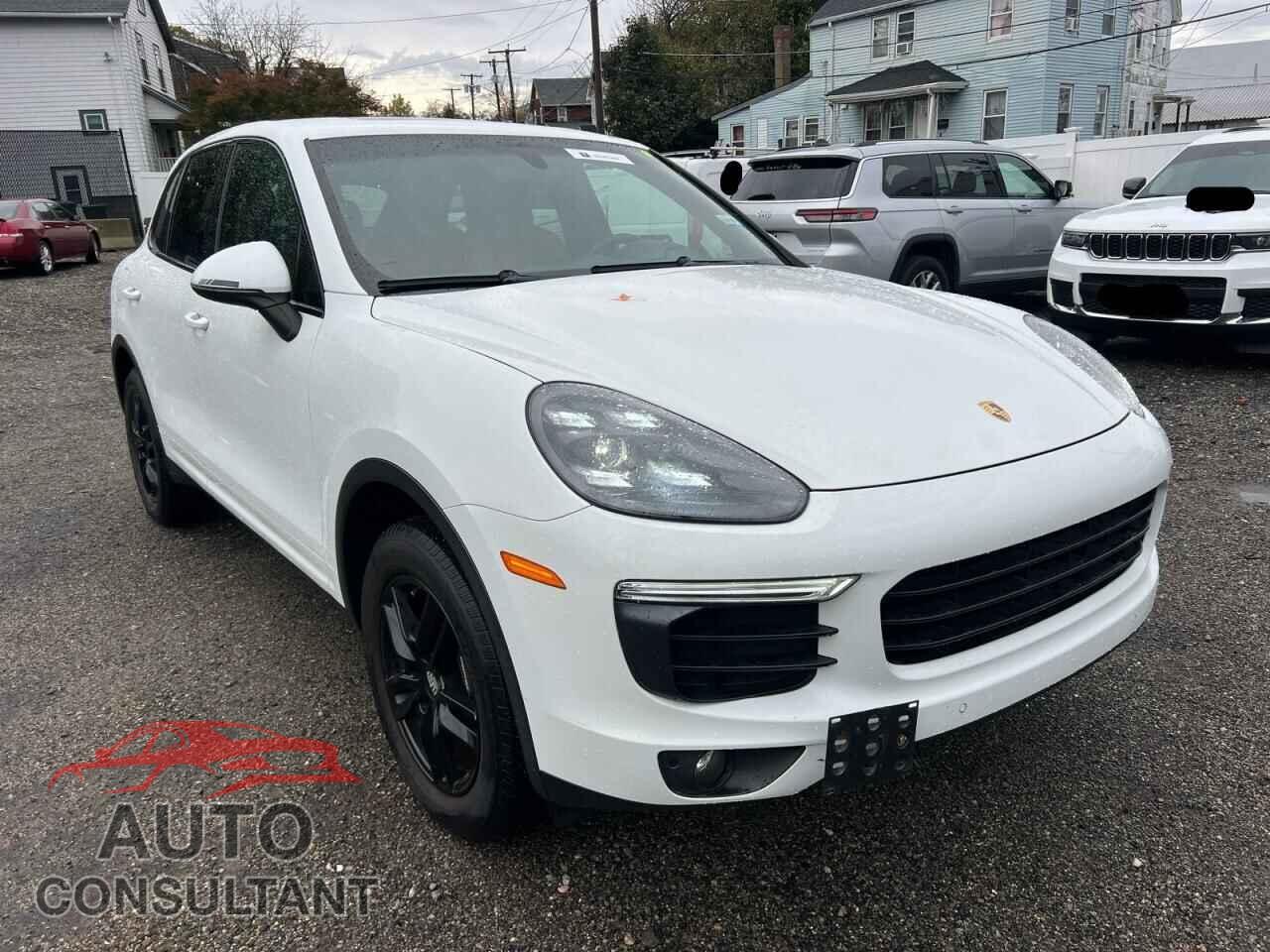 PORSCHE CAYENNE 2016 - WP1AA2A26GLA08205