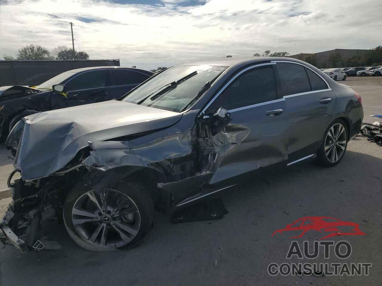 MERCEDES-BENZ C-CLASS 2018 - 55SWF4JB6JU242163