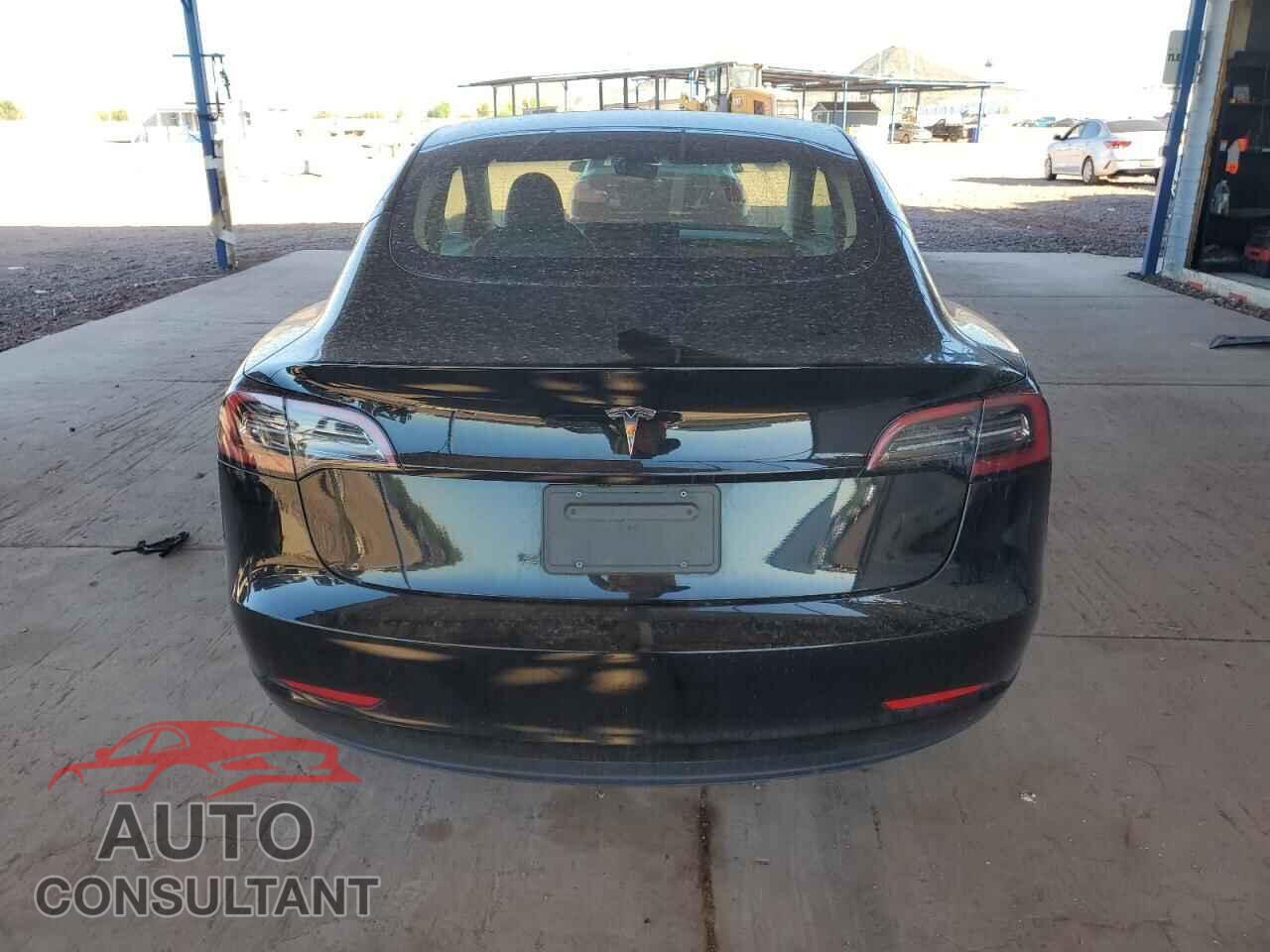 TESLA MODEL 3 2023 - 5YJ3E1EA3PF647543