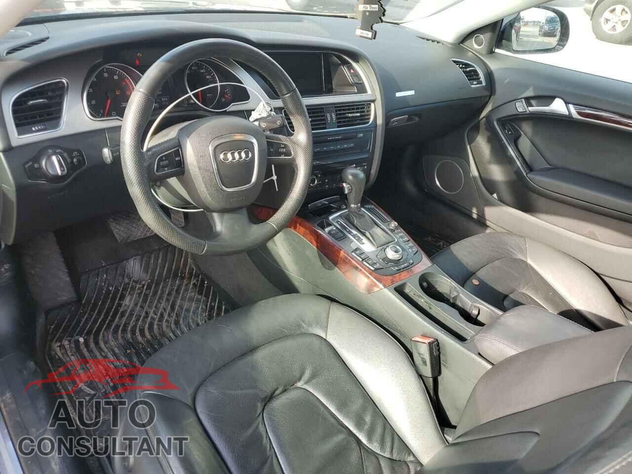 AUDI A5 2009 - WAUDK78T49A044395