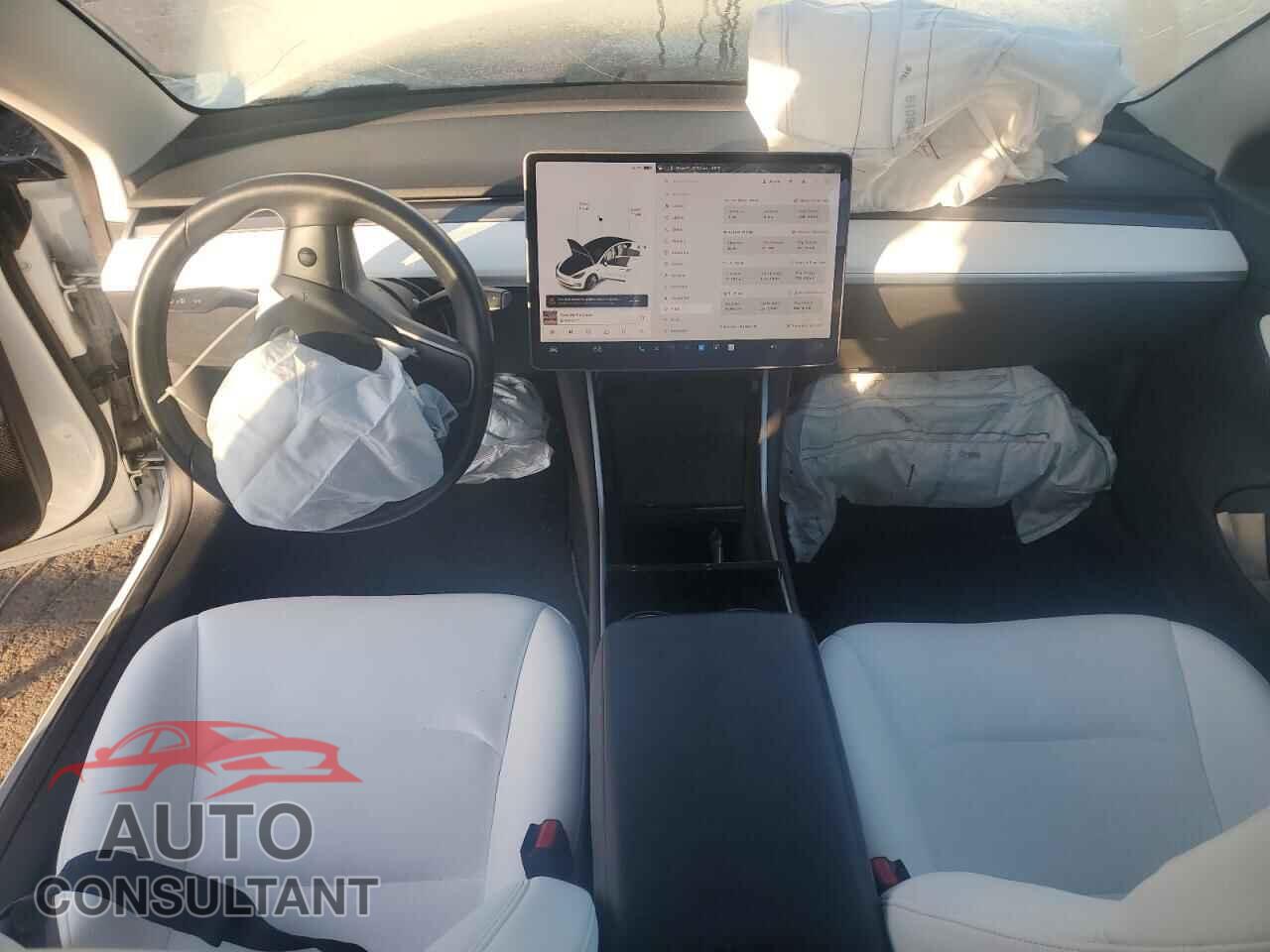 TESLA MODEL 3 2018 - 5YJ3E1EB2JF055941