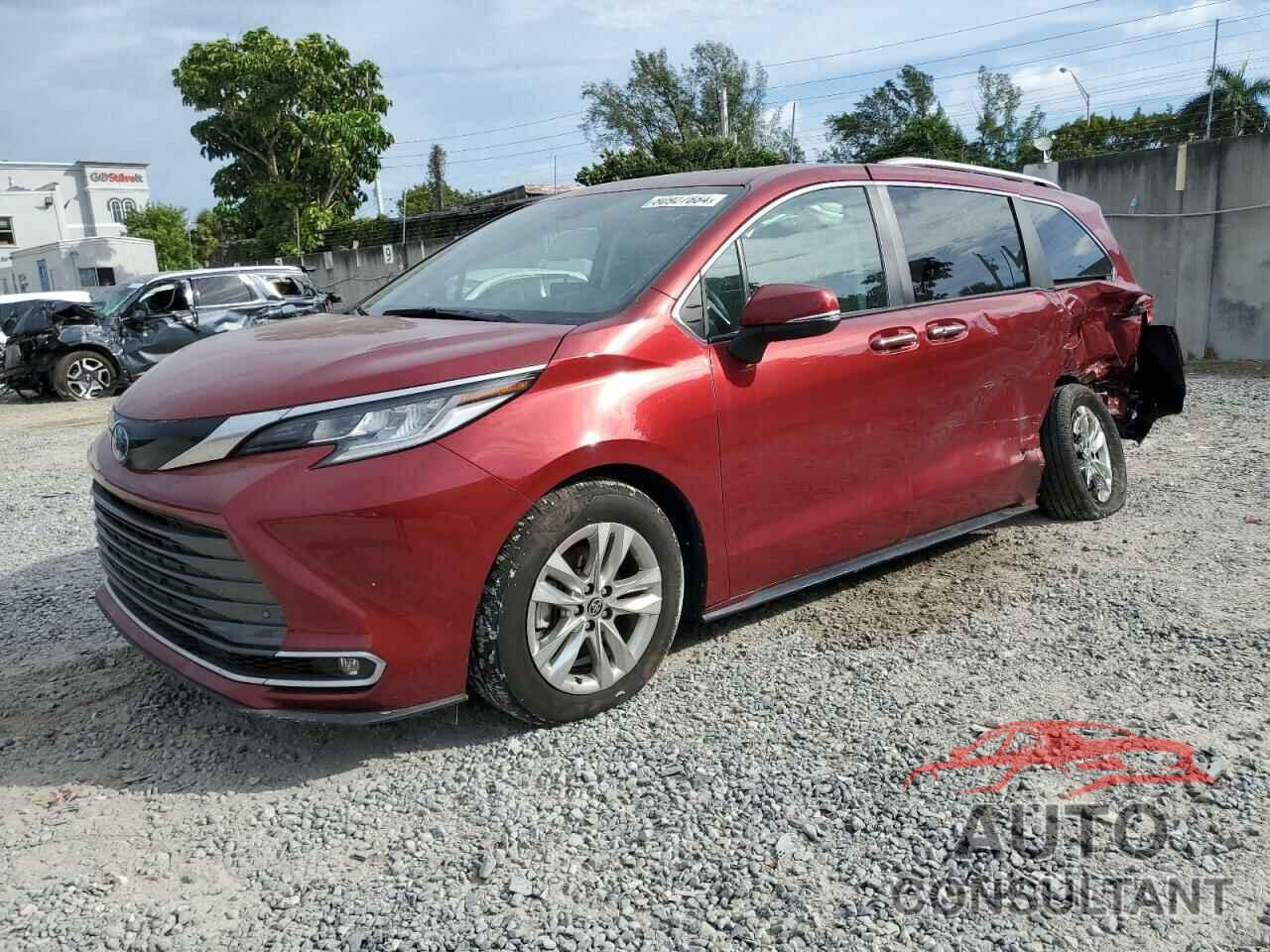 TOYOTA SIENNA 2023 - 5TDZRKEC1PS169592