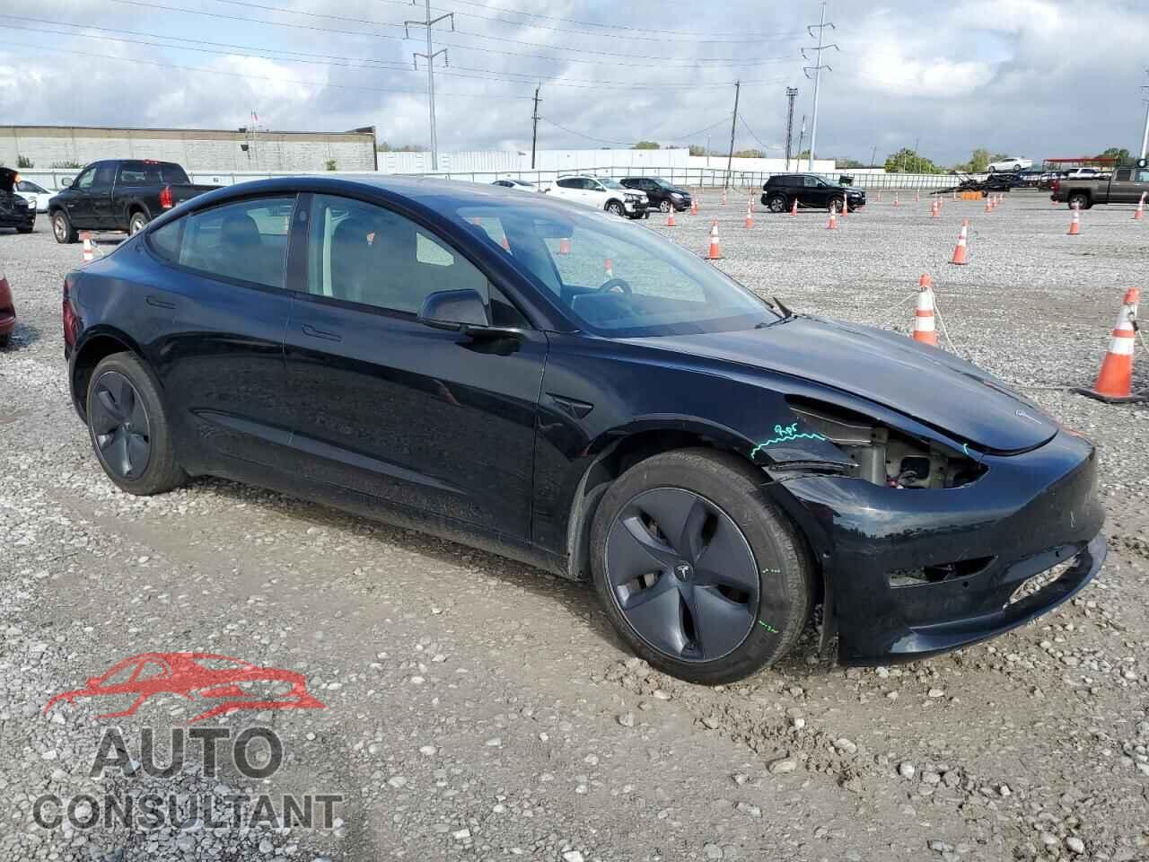 TESLA MODEL 3 2021 - 5YJ3E1EBXMF858310