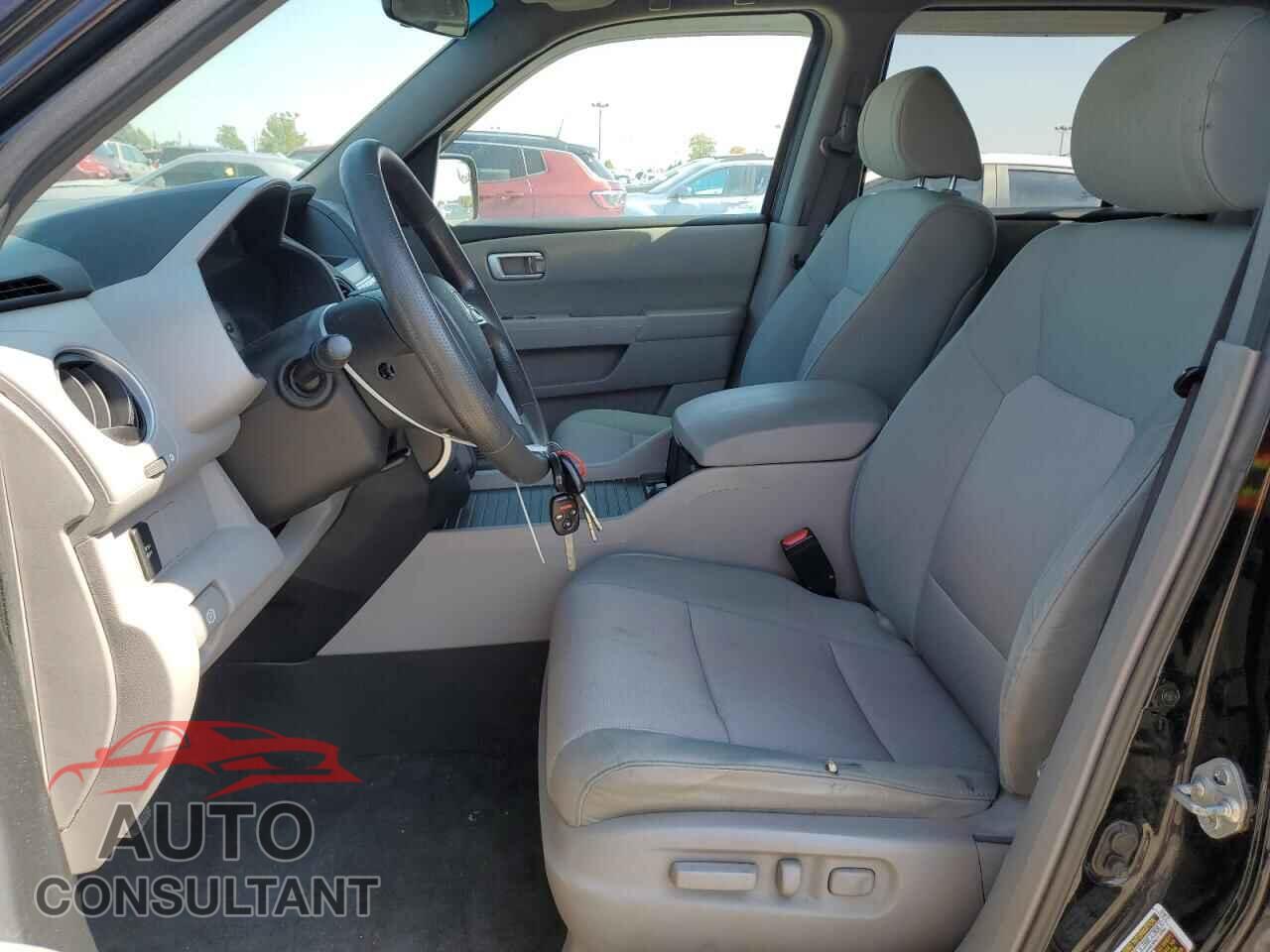 HONDA PILOT 2011 - 5FNYF4H41BB014588