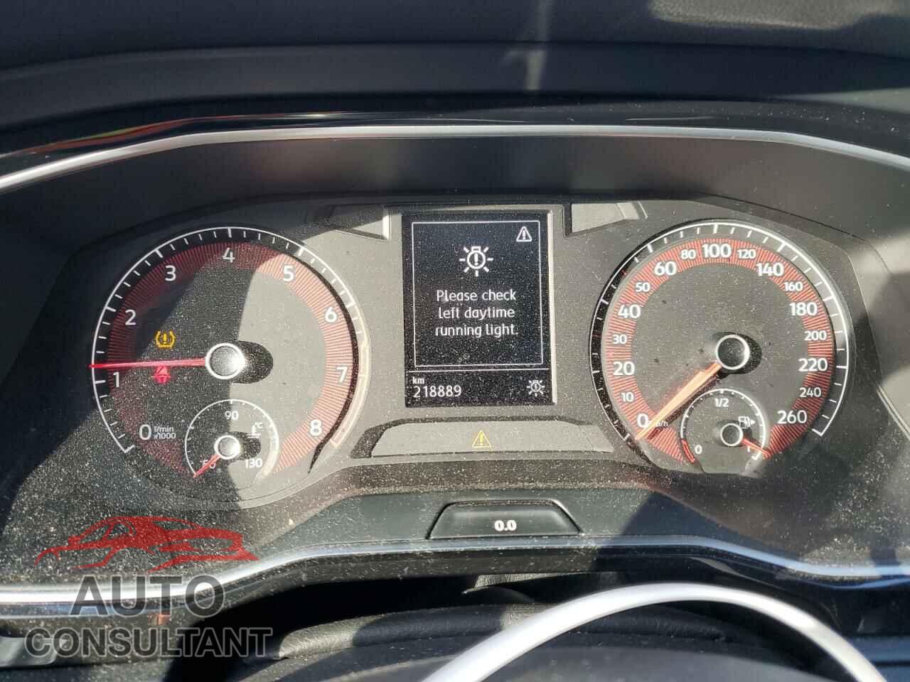 VOLKSWAGEN JETTA 2019 - 3VWE57BU2KM219149