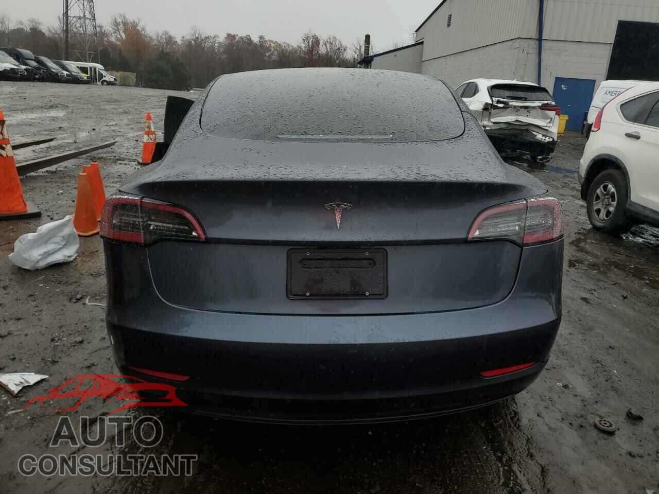 TESLA MODEL 3 2023 - 5YJ3E1EA7PF554427