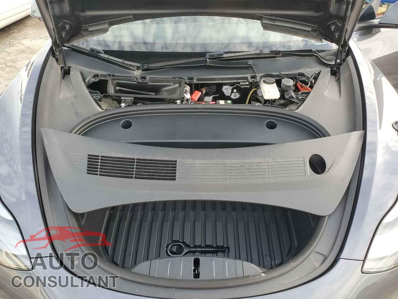 TESLA MODEL 3 2023 - 5YJ3E1EA1PF648058