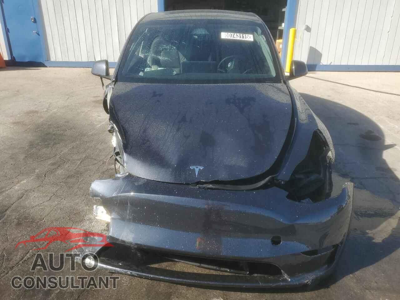 TESLA MODEL Y 2024 - 7SAYGDED5RF202755