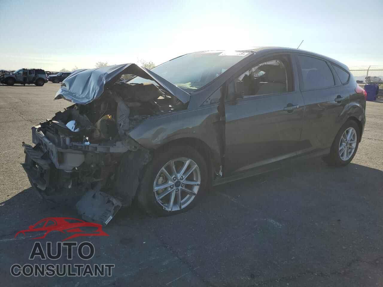 FORD FOCUS 2017 - 1FADP3K28HL344172