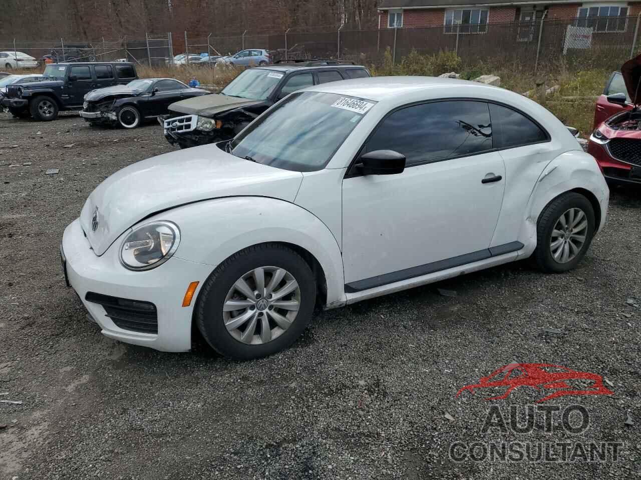 VOLKSWAGEN BEETLE 2018 - 3VWFD7AT0JM703447