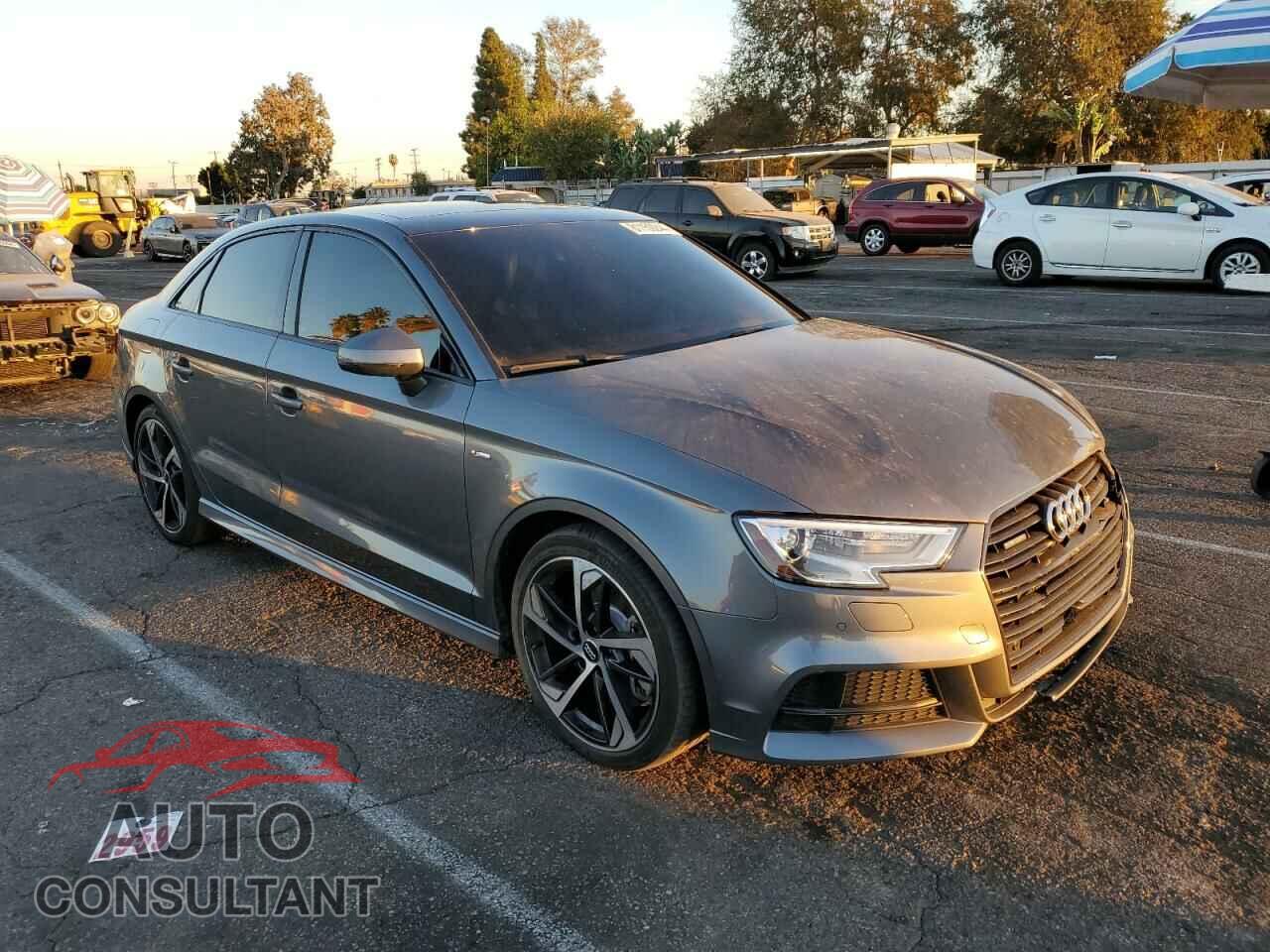 AUDI A3 2020 - WAUBEGFF4LA055903