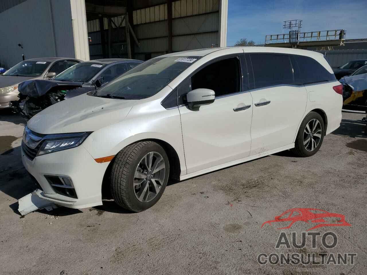 HONDA ODYSSEY 2018 - 5FNRL6H95JB021112