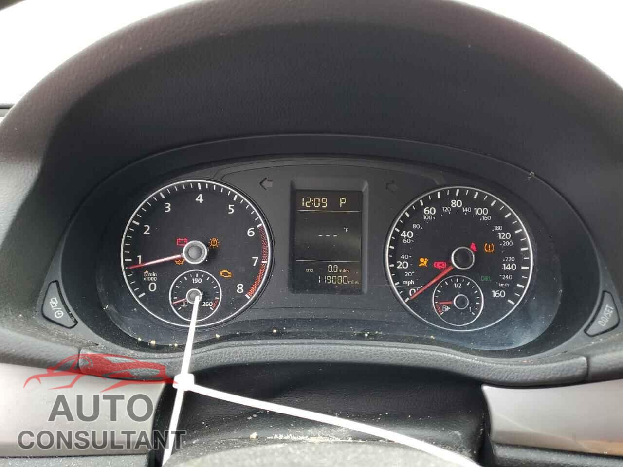 VOLKSWAGEN PASSAT 2014 - 1VWAP7A36EC019267