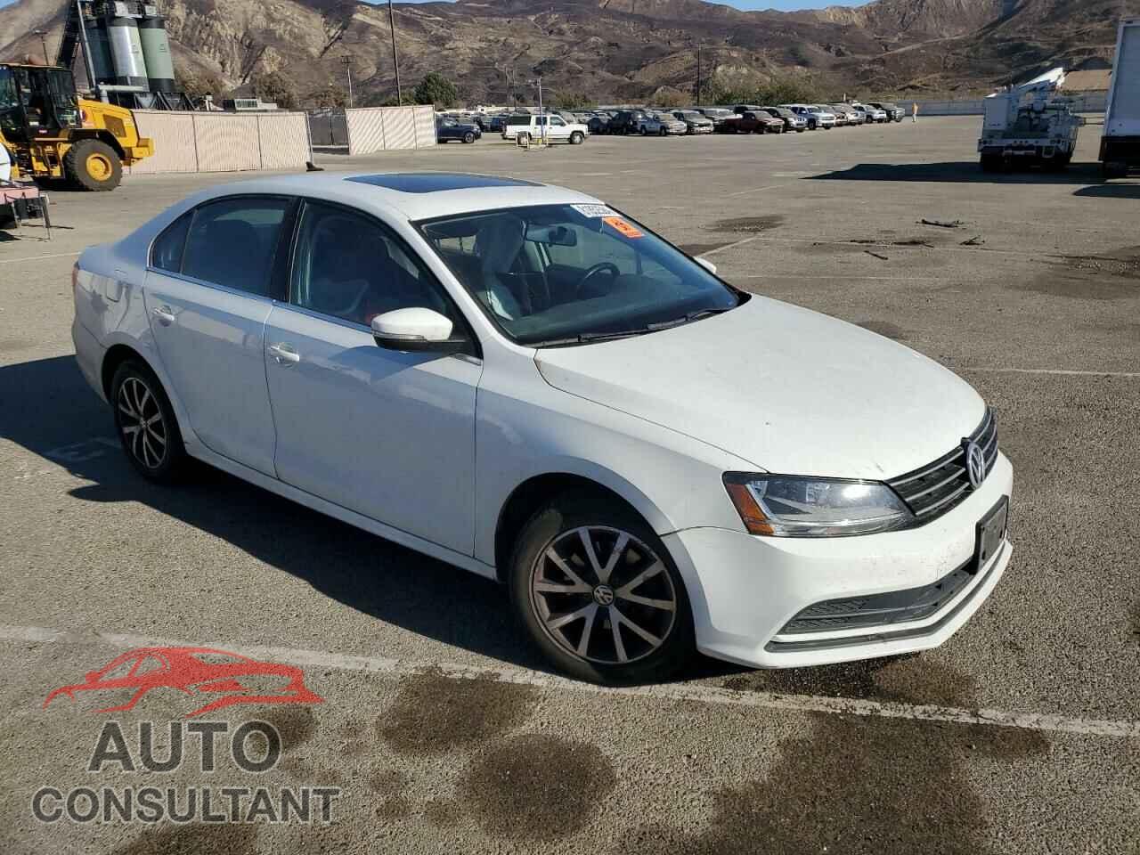 VOLKSWAGEN JETTA 2017 - 3VWDB7AJXHM267633