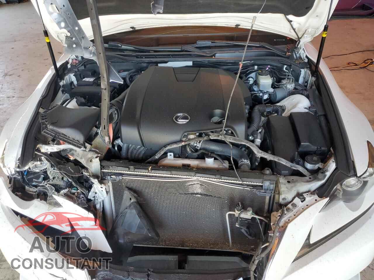 LEXUS IS 2015 - JTHBF1D27F5055323