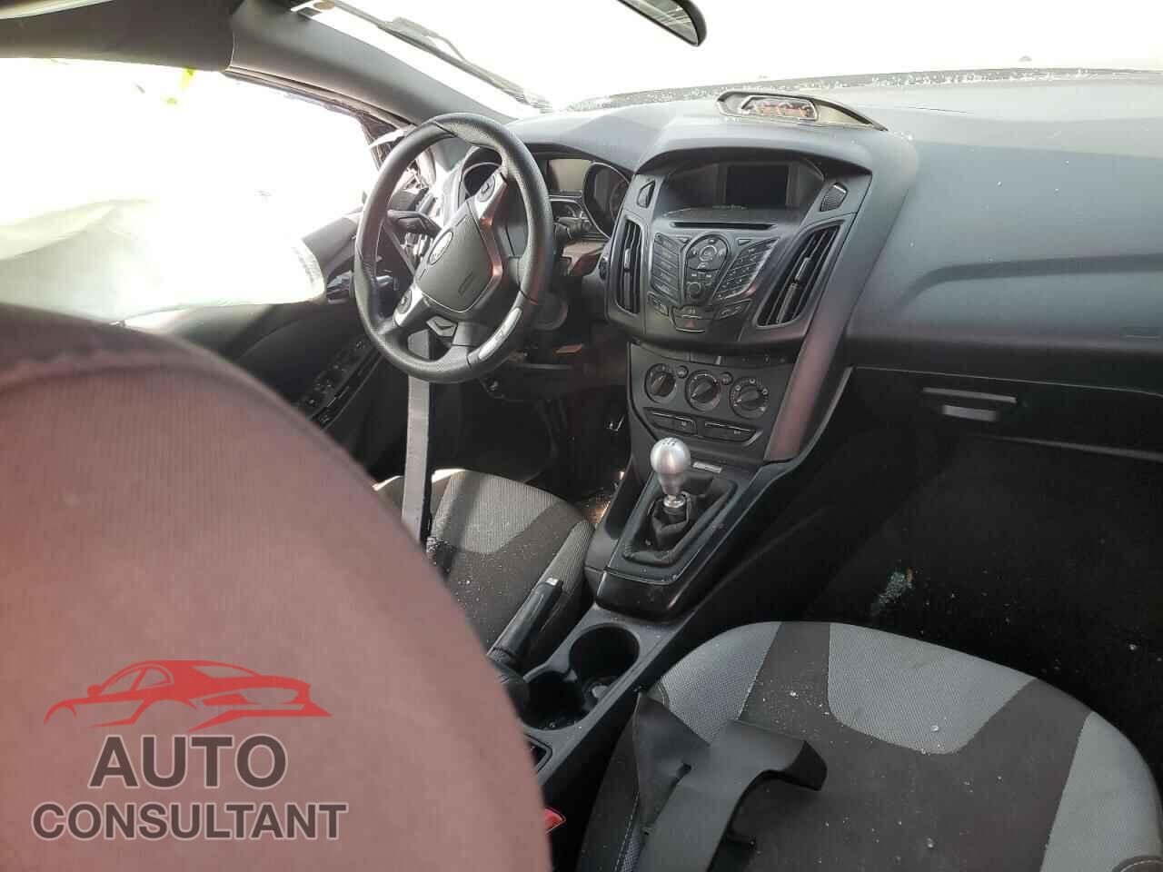 FORD FOCUS 2014 - 1FADP3L97EL378322