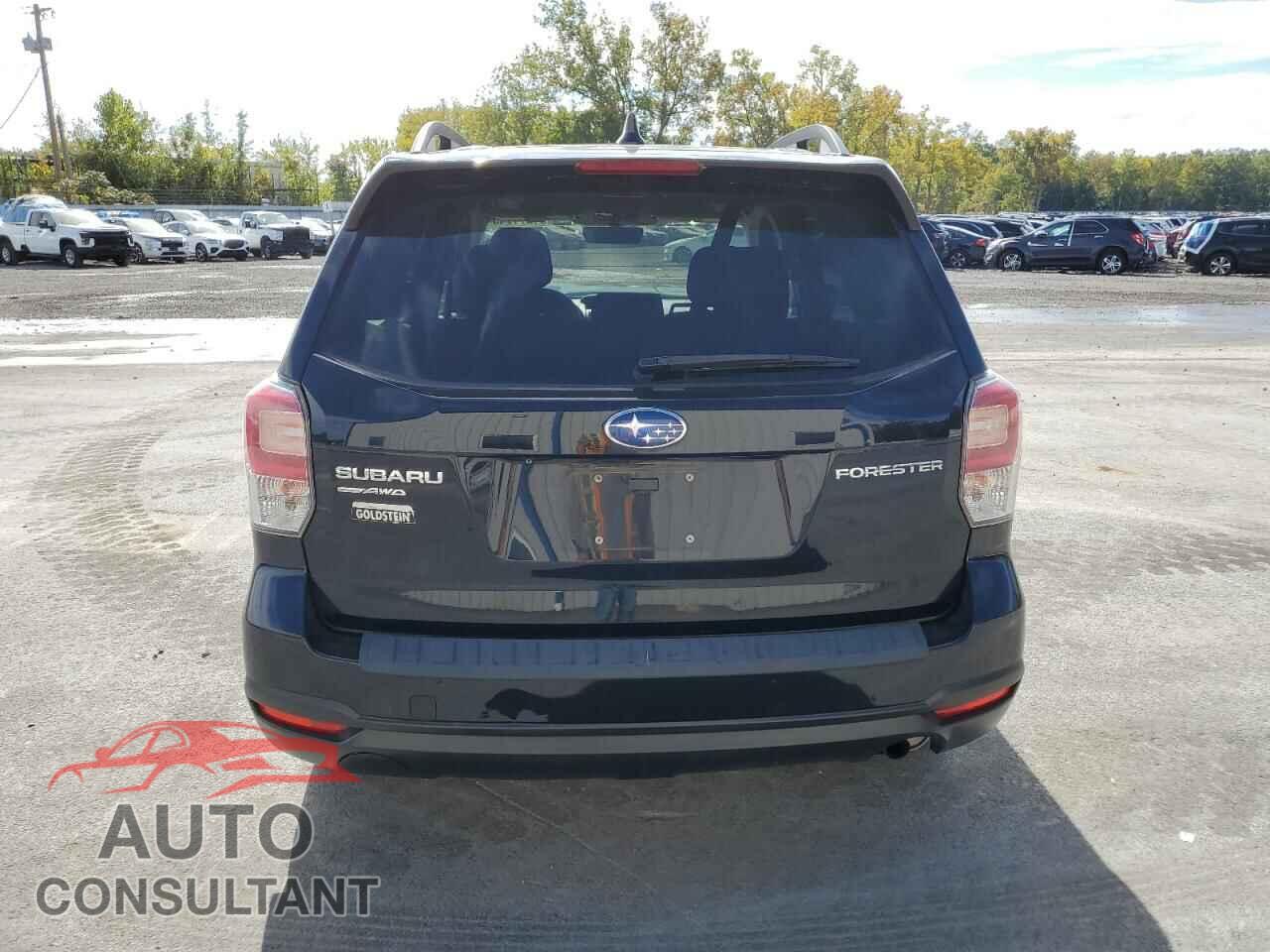 SUBARU FORESTER 2018 - JF2SJAEC8JH410130
