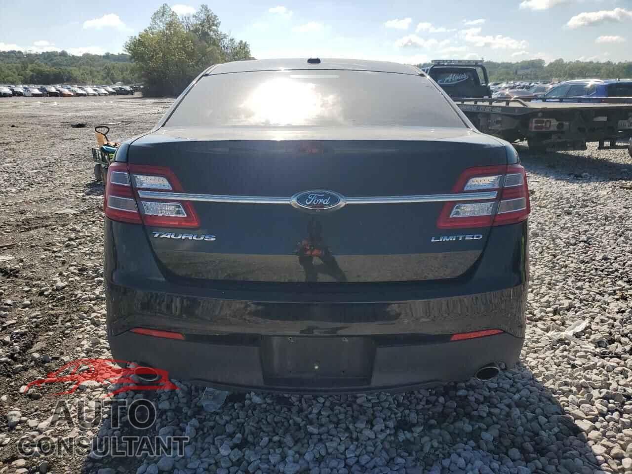 FORD TAURUS 2017 - 1FAHP2F84HG128208