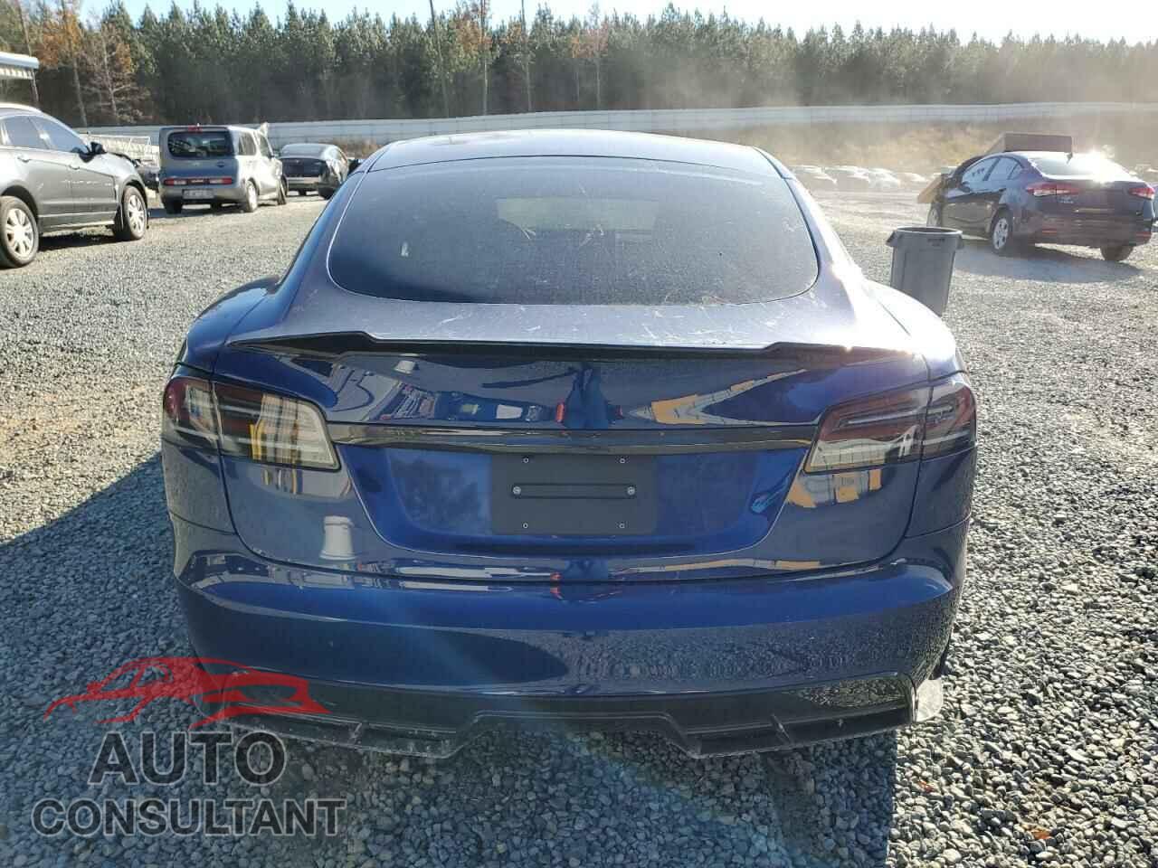 TESLA MODEL S 2024 - 5YJSA1E50RF543072