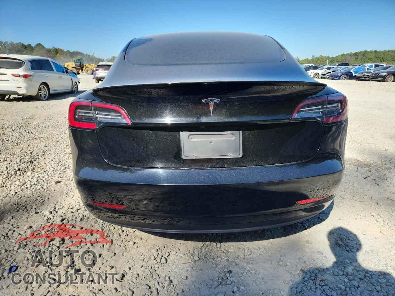 TESLA MODEL 3 2023 - 5YJ3E1EA7PF450780