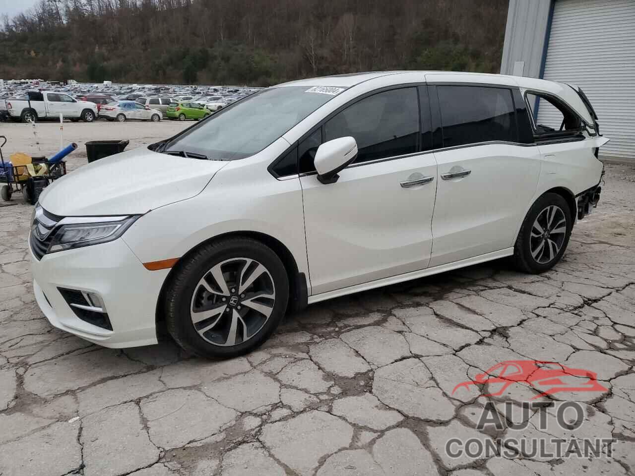 HONDA ODYSSEY 2018 - 5FNRL6H93JB046316