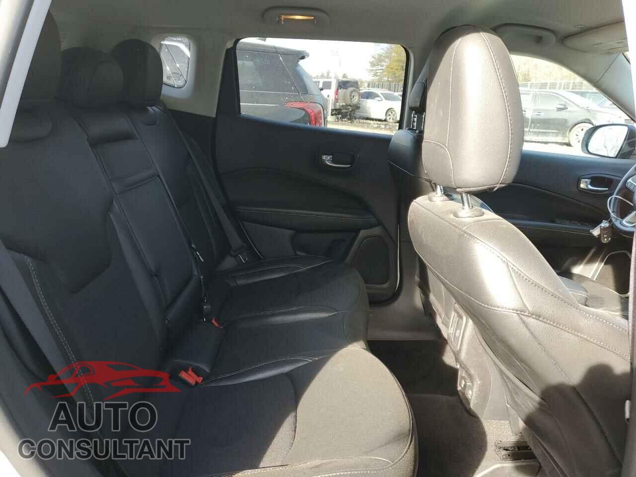 JEEP COMPASS 2019 - 3C4NJDBB3KT807613