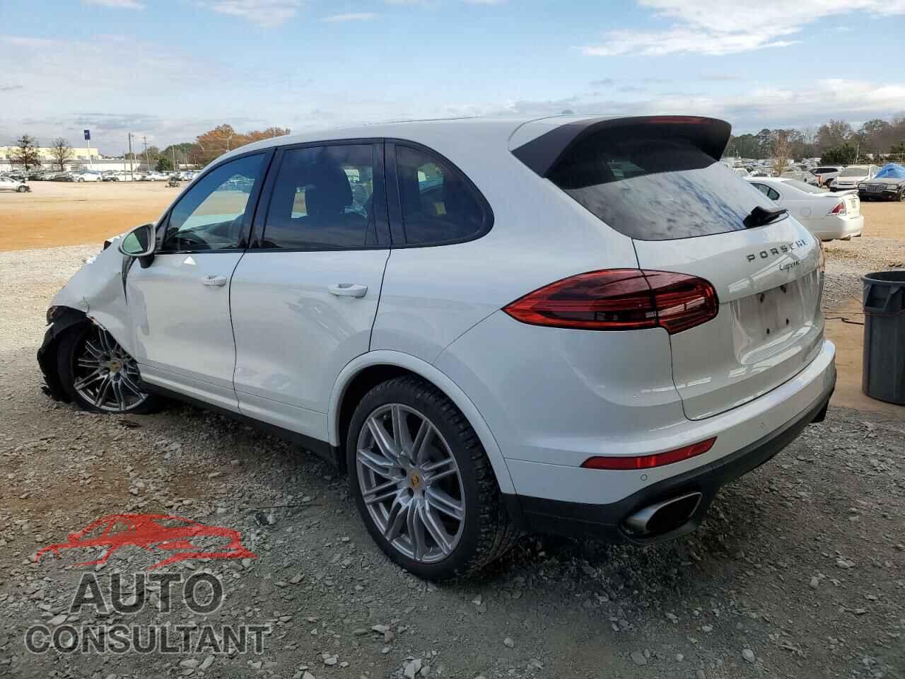 PORSCHE CAYENNE 2017 - WP1AA2A24HKA82388