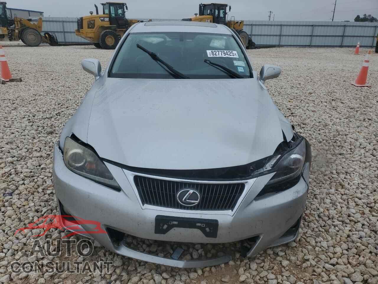 LEXUS IS 2013 - JTHCF5C22D5062075