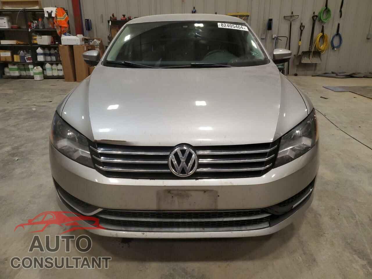 VOLKSWAGEN PASSAT 2013 - 1VWAP7A39DC052455